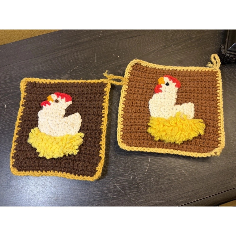 Vintage Handmade Crochet Chicken Rooster Potholders Set 2 Boho Cottagecore Brown